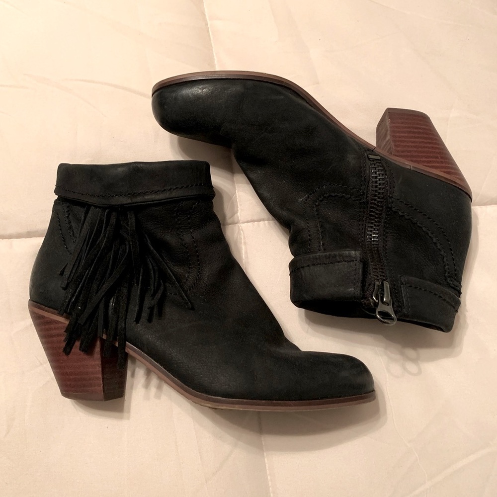 Sam Edelman black leather booties